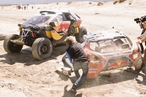Dakar-Rallye 2016 | Überschlag Loeb 