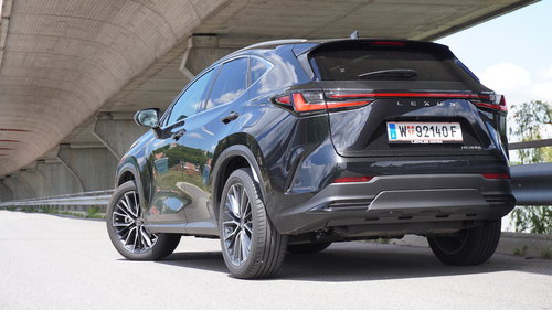 Lexus NX 350h E-FOUR im Test 