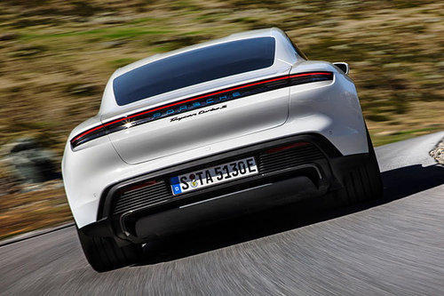 AUTOWELT | Elektro-Sportler Porsche Taycan - erster Test | 2019 
