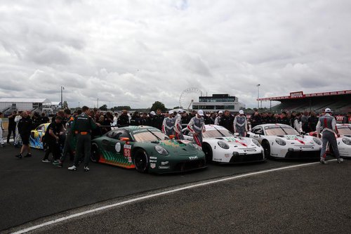 24h Le Mans: Bericht Dienstag 