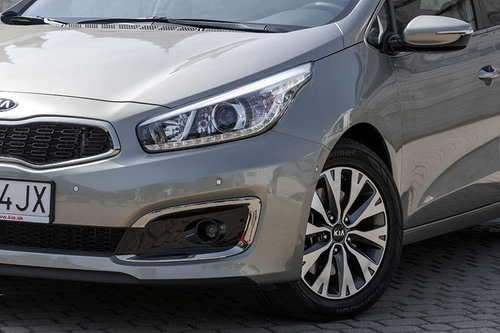 AUTOWELT | Kia Cee´d Facelift - schon gefahren | 2015 