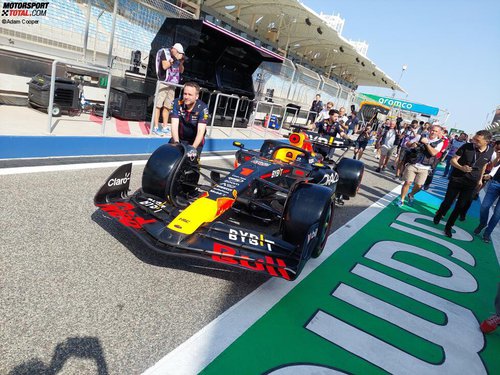 Red Bull RB19 debütiert bei F1-Test in Bahrain 