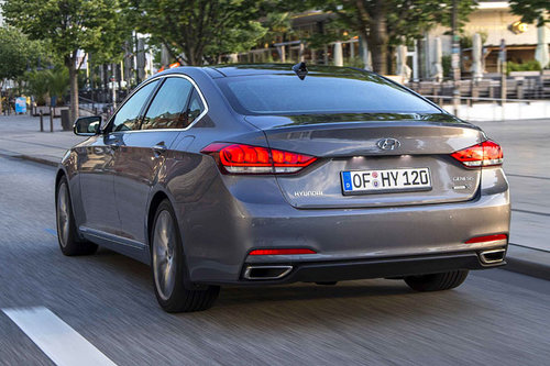 AUTOWELT | Hyundai Genesis Limousine - schon gefahren | 2014 