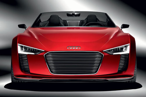 AUTOWELT | Erste Ausfahrt im Audi e-tron Spyder 