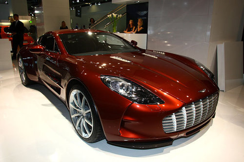AUTOWELT | IAA 2011 | Aston Martin 