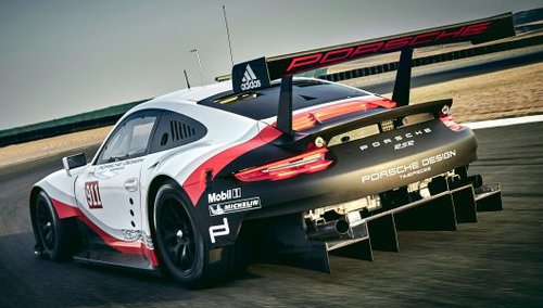 MOTORSPORT | 2016 | Porsche präsentiert neuen 911 RSR 