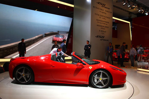 AUTOWELT | IAA 2011 | Ferrari 