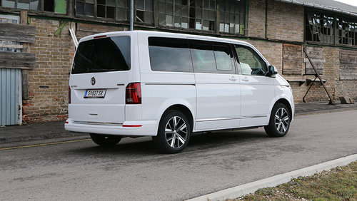 Vergleichstest: VW T6.1 Multivan vs. Mercedes V-Klasse 