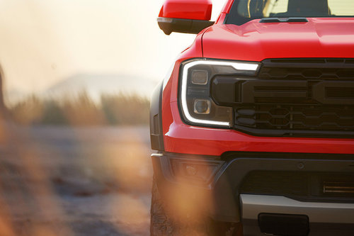Ford Ranger Raptor enthüllt: bulliger Look, viel Power 
