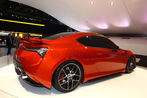 AUTOWELT | IAA 2011 | Toyota 