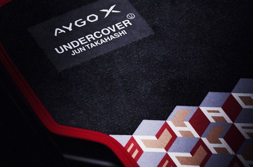 Premiere für den Toyota Aygo X "Undercover" 