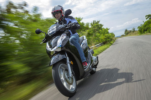 MOTORRAD | Neuer Honda SH300i - schon gefahren | 2015 