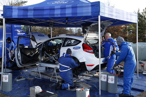 RALLYE | Ford-Test Solberg Latvala 12/2011 