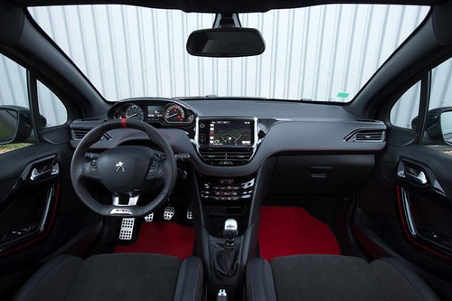 AUTOWELT | Peugeot 208 GTi 30th - schon gefahren | 2014 