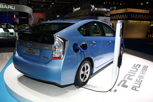 AUTOWELT | IAA 2011 | Toyota 