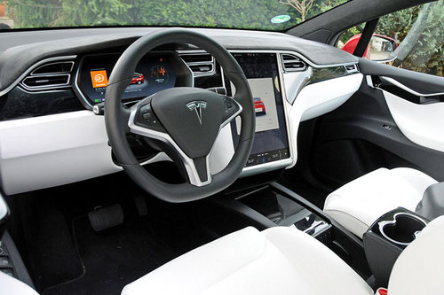 AUTOWELT | Elektro-SUV Tesla Model X 90D - im Test | 2017 Tesla Model X 90D 2017