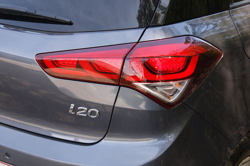 AUTOWELT | Hyundai i20 1.4 CRDi Premium - im Test | 2015 