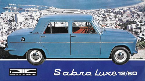 Auto, Suzuki Ignis, Miniapprox.s, Limousine, Modell 2000-blau,  Jahresansicht im Motorraum, Motor, Technik/Zubehör, acc Stockfotografie -  Alamy