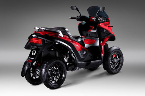 Quadro bringt Roller mit vier Rädern - News - ZWEIRAD - motorline.cc