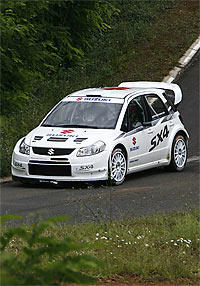 Das Suzuki SX4 WRC bei einem Testlauf. 