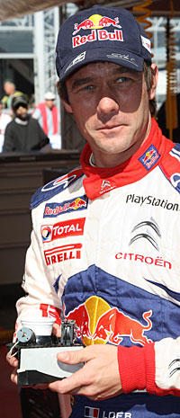 Loeb musste die 1. April-Kaffeehalterung längst wieder ausbauen – er wird auch so gewinnen… 